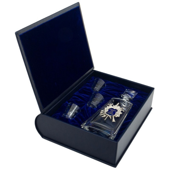 Подарочный набор рюмок с графином "Справочник казацкая мудрость" Подарочный набор рюмок с графином "Справочник казацкая мудрость"