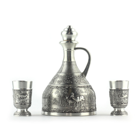 Набор графин и 2 рюмки "Покровитель охотников"