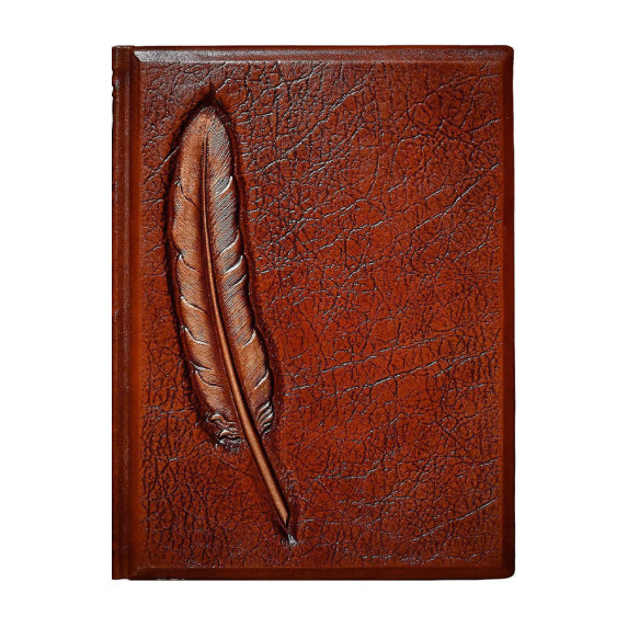 Кожаная книга почётных гостей